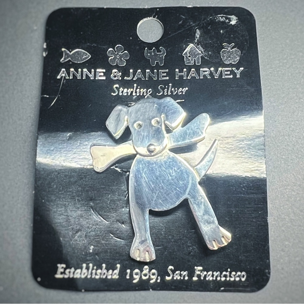 Vintage Dog with Bone Pin, Ann & Jane Harvey Sterling Silver 925, original card